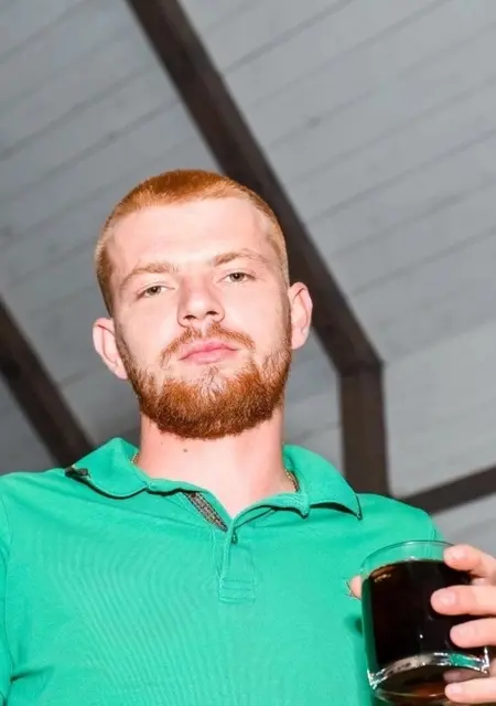 Даниил из Новочебоксарска, мне 27, познакомлюсь для общения