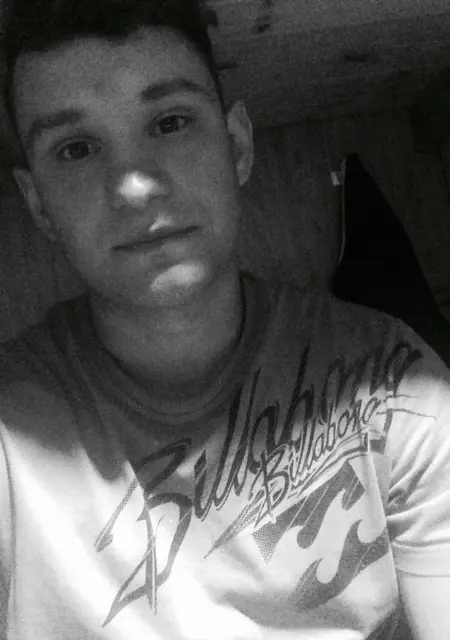 И Л Ь Я из Малоярославца, мне 27, познакомлюсь для общения