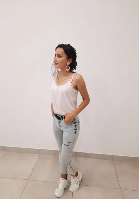 Я Эвелина, 29, знакомлюсь для общения в Челябинске