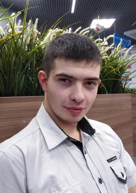 Александр из Кирова, ищу на сайте знакомства на одну ночь