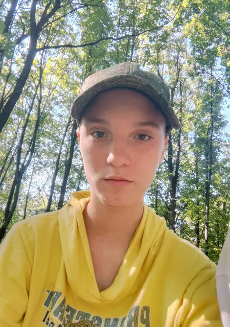 Александра из Курска, мне 21, познакомлюсь без обязательств