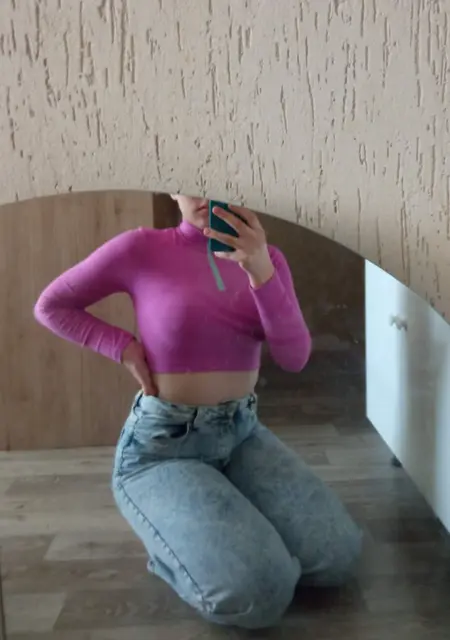 Аня из Самары, мне 20, познакомлюсь на одну ночь