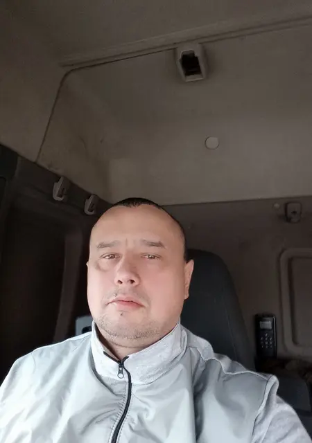 Сергей из Краснодара, ищу на сайте знакомства без обязательств