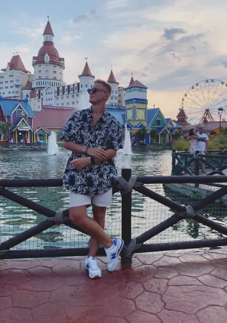 Дмитрий из Туапсе, мне 24, познакомлюсь для общения