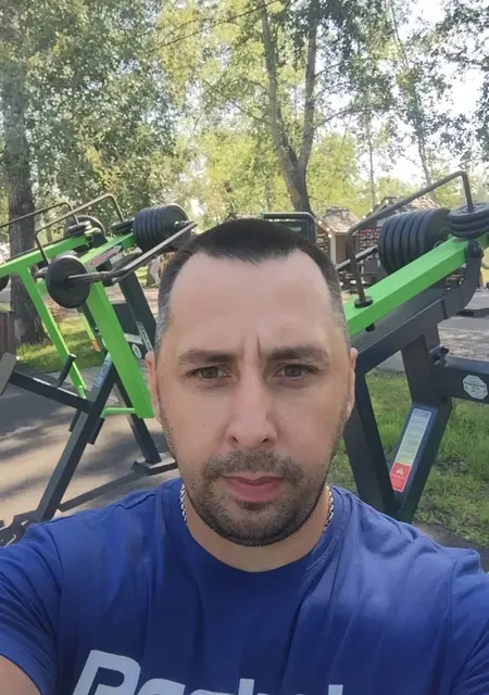 Я Андрей, 38, знакомлюсь без обязательств в Абакане