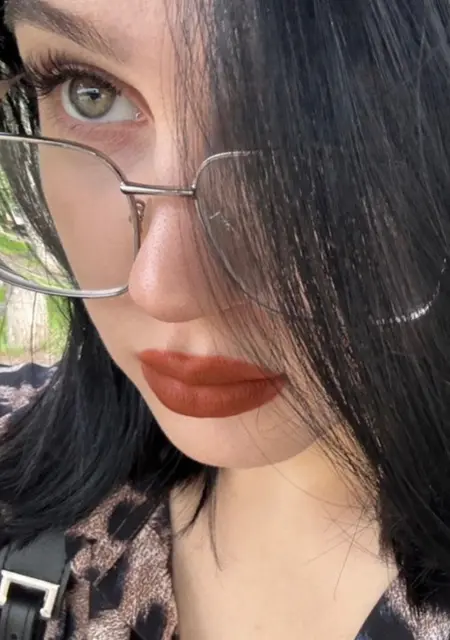 Я Лилия, 20, знакомлюсь без обязательств в Томске