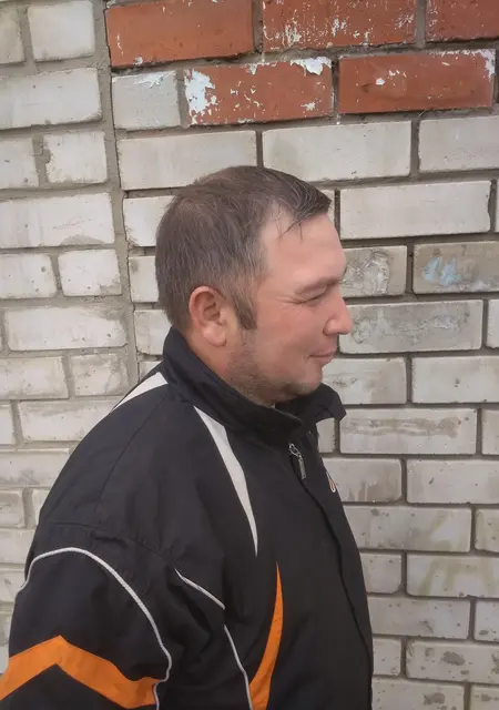 Я Сергей, 44, из Чебоксар, ищу знакомства без обязательств