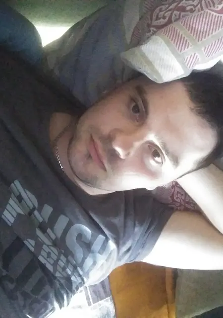 Андрей из Ачинска, ищу на сайте знакомства на одну ночь