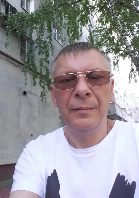 Александр из Казани, мне 52, познакомлюсь без обязательств