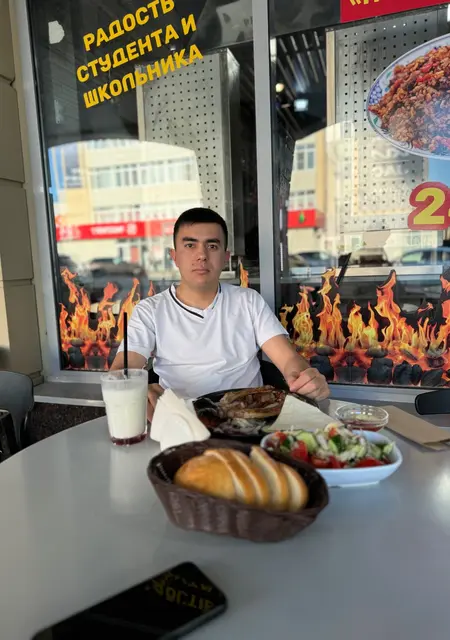 Я Илья, 30, из Саранска, ищу знакомство для постоянных отношений