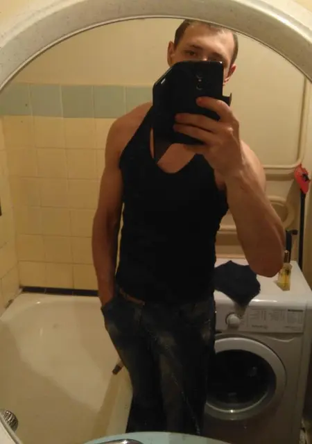 Евгений из Кайеркана, ищу на сайте знакомства на одну ночь