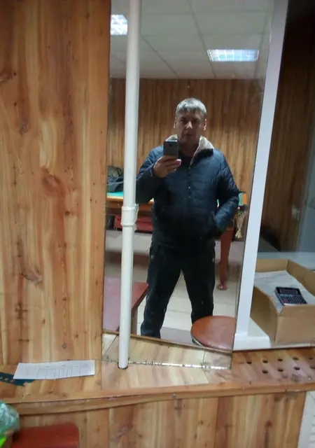 Евгений из Томска, ищу на сайте знакомства без обязательств