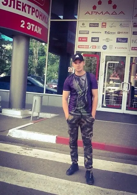 Я Игорь, 33, знакомлюсь без обязательств в Магадане