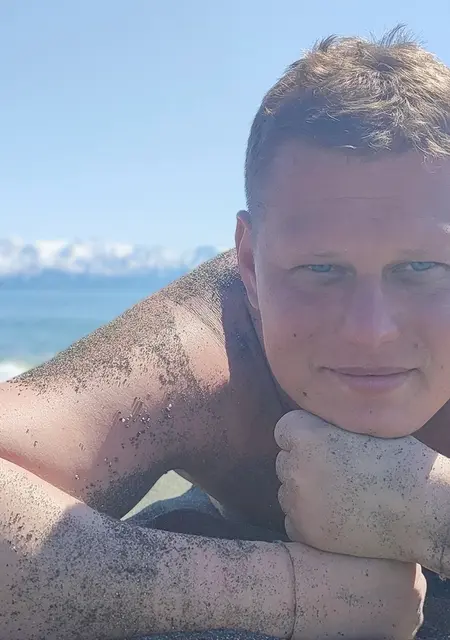 Я Сергей, 33, из Елизова, ищу знакомства на одну ночь