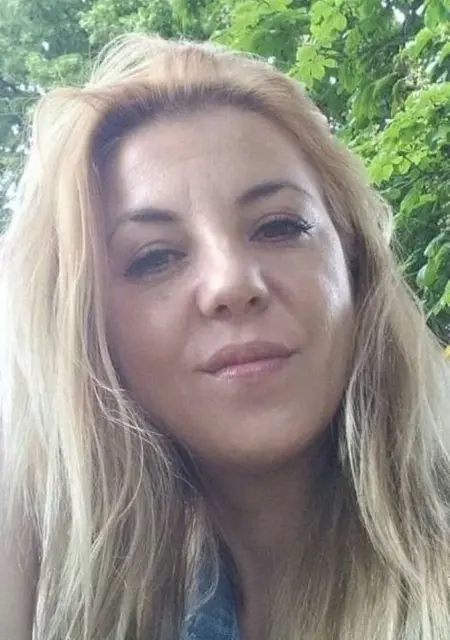 Я Melania, 33, знакомлюсь в Бухаресте