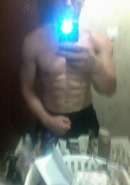 Виктор из Маркса, мне 46, познакомлюсь на одну ночь