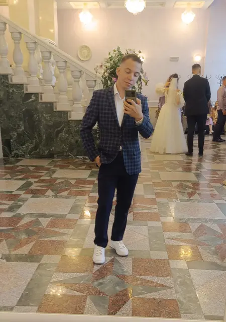 Степан из Йошкар-Олы, мне 29, познакомлюсь для вирта