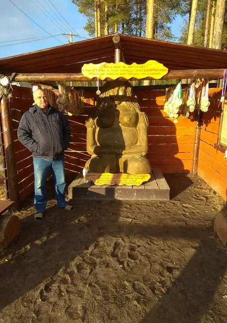 Я Слава, 56, из Тюмени, ищу знакомства на одну ночь