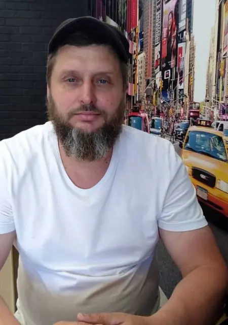 Александр из Волгограда, ищу на сайте знакомства на одну ночь