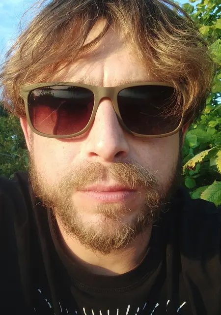 Андрей из Пскова, ищу на сайте дружбу