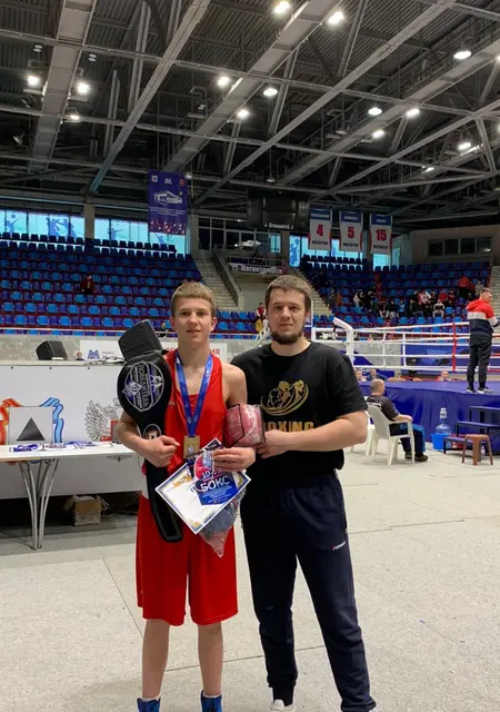 Иван из Миасса, ищу на сайте знакомства на одну ночь