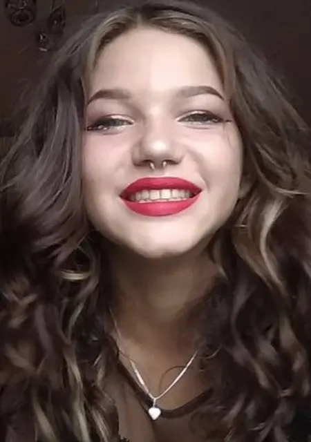 Я Алина, 25, знакомлюсь на одну ночь в Саратове