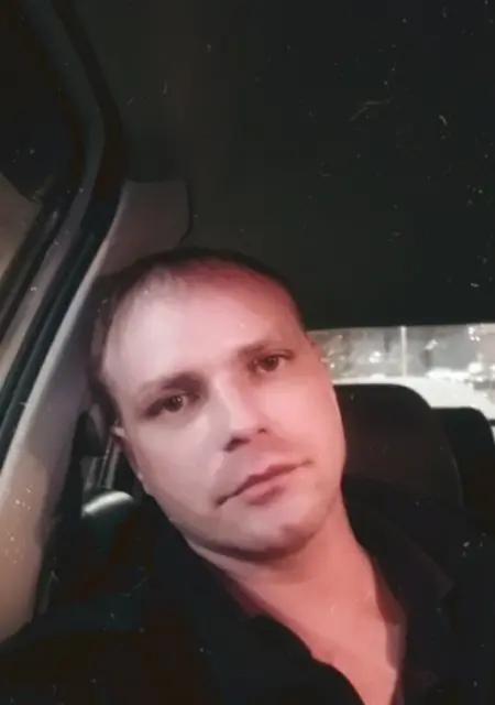 Денис из Нижневартовска, мне 37, познакомлюсь без обязательств