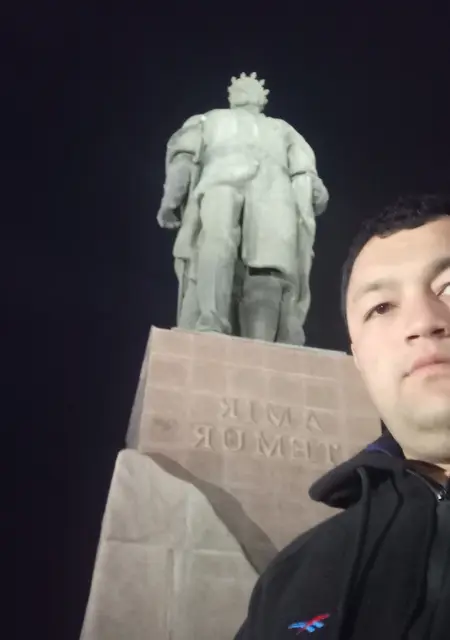 Мухриддин из Томска, мне 30, познакомлюсь на одну ночь