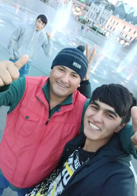 Баха из Владивостока, ищу на сайте знакомства на одну ночь