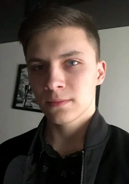 Я Иван, 25, из Омска, ищу знакомство для приятного времяпровождения