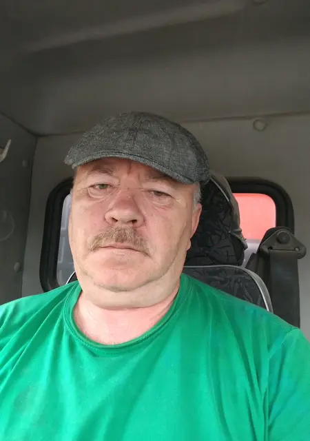 Я Юрий, 60, из Тулы, ищу знакомства на одну ночь