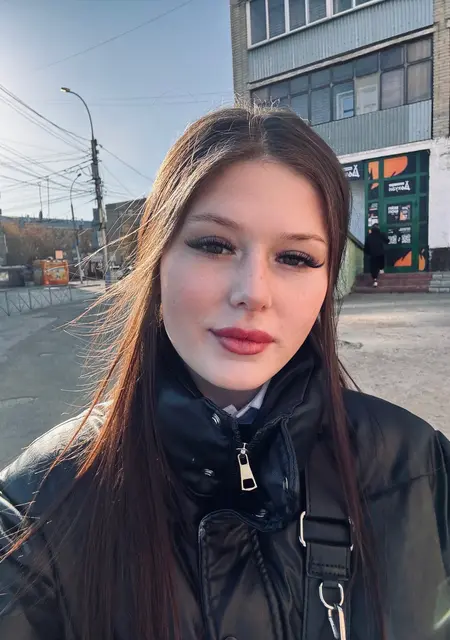 Валерия из Новосибирска, ищу на сайте общение