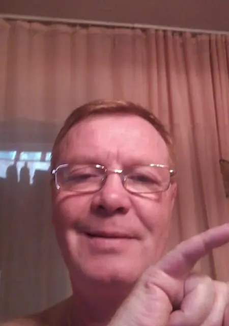 Виктор Курочкин из Перми, мне 58, познакомлюсь на одну ночь