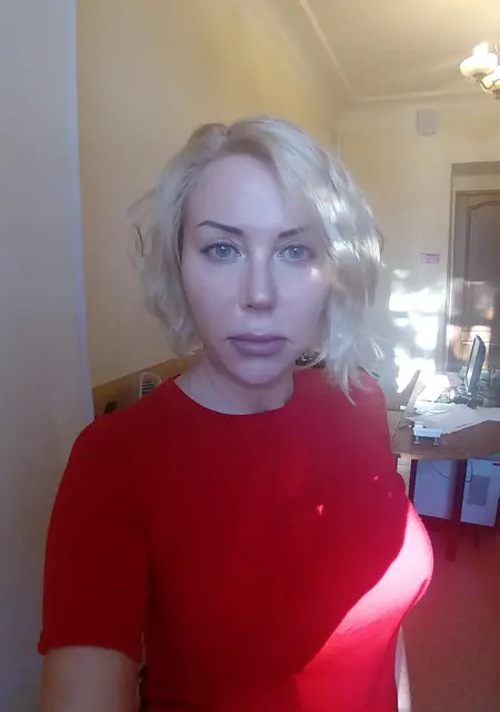 Я Вика, 49, из Красноярска, ищу знакомства без обязательств