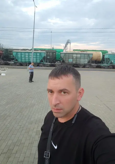 Виталий из Электроуглей, ищу на сайте знакомства без обязательств