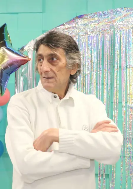 Давид из Сыктывкара, ищу на сайте знакомства на одну ночь