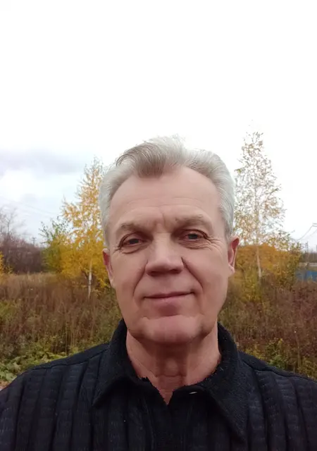 Я Влад, 66, из Нижнего Новгорода, ищу знакомства на одну ночь