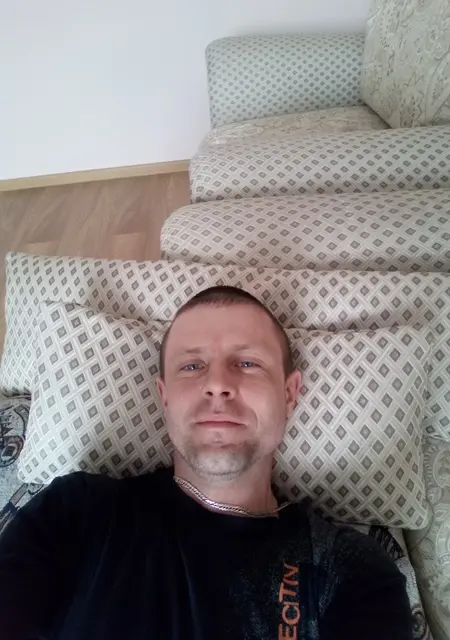 Виталий из Лесосибирска, мне 42, познакомлюсь для приятного времяпровождения