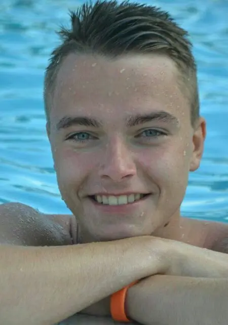 Александр из Невинномысска, ищу на сайте знакомства без обязательств