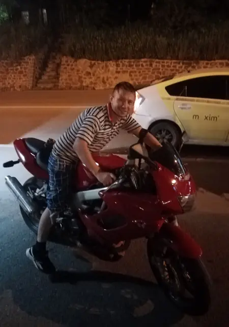 Я Сергей, 38, из Владивостока, ищу знакомства без обязательств