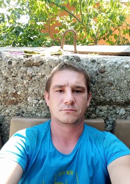 Димон из Кинели, мне 37, познакомлюсь на одну ночь