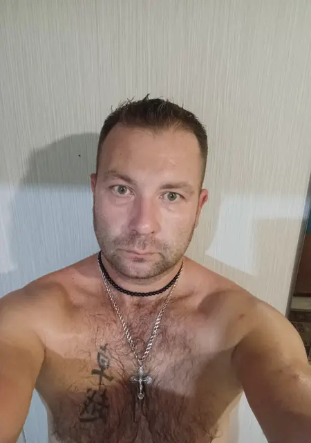 Александр из Краснодара, мне 39, познакомлюсь для постоянных отношений