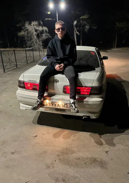 Артём из Лесозаводска, ищу на сайте дружбу