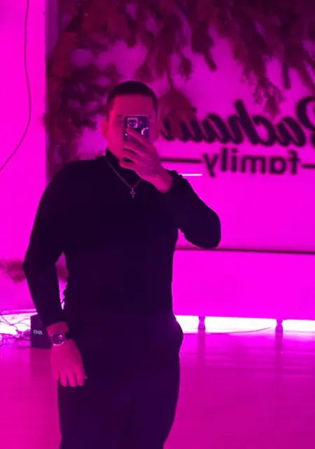 Я Александр, 19, знакомлюсь без обязательств в Чайковском