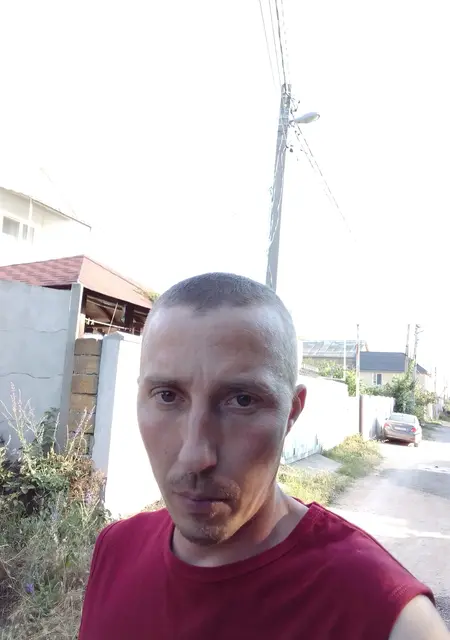 Андрей из Севастополя, ищу на сайте знакомства на одну ночь