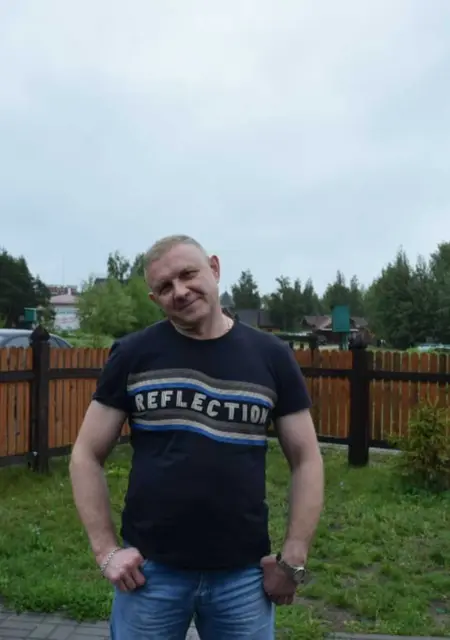 Дмитрий из Рязани, мне 56, познакомлюсь