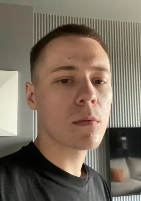 Nikita из Екатеринбурга, мне 20, познакомлюсь на одну ночь