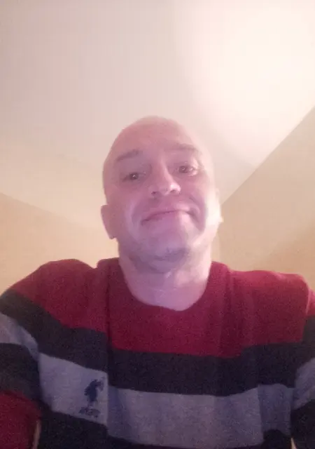 Сергей из Северодвинска, ищу на сайте приятное времяпровождение