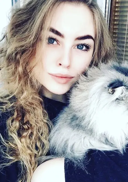 Дарья из Хабаровска, мне 26, познакомлюсь без обязательств