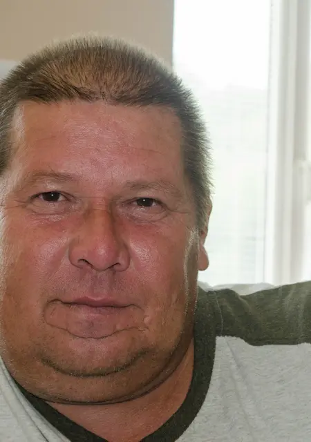 Александр из Сенгилея, ищу на сайте знакомства на одну ночь